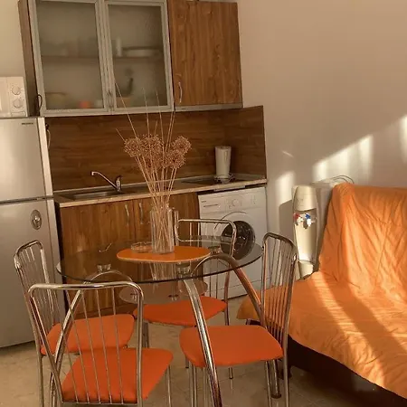 Apartman Stamopolu 12 *